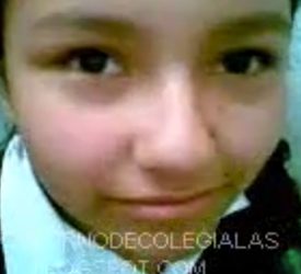 ➤ Karina colegiala con su primo llegando del colegio | Colegiala Casero