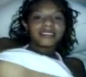 Te la saco o te la sigo metiendo. Tu me dices