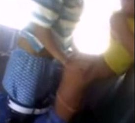 Adolescente cogiendo con el cobrador y chofer