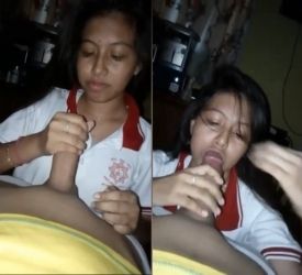 Colegiala mexicana mamando por primera vez