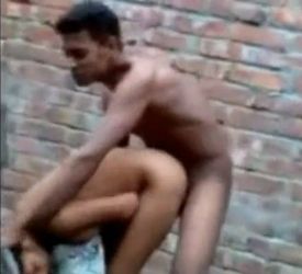 Graban a colegiala prostituta cogiendo a escondidas