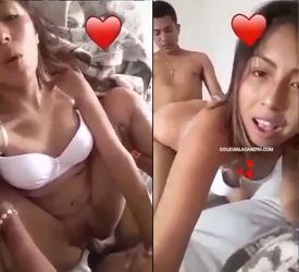 Follando rico a la prima adicta a la verga