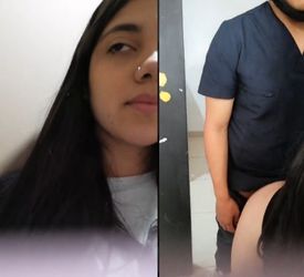 Chibola venezolana cogiendo con empleado de limpieza